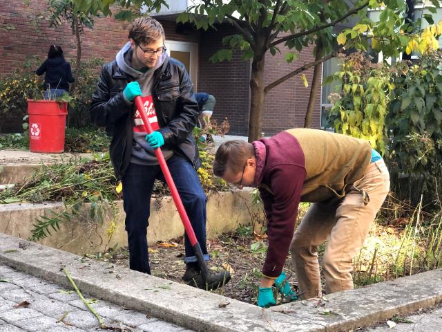 Students participating in the Jennings Rain Garden Clean-Up.
